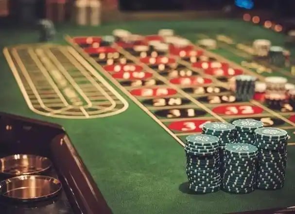 Layar aplikasi bolagacor menampilkan menu sportsbook, live dealer, dan slot dari perangkat mobile Android